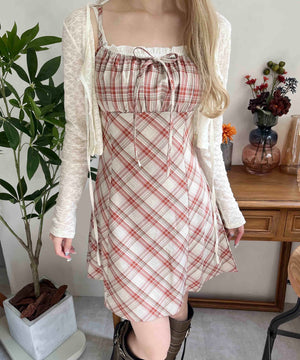 レッド モデル：160㎝ F着用