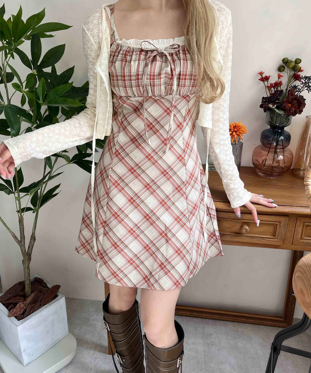 レッド モデル：160㎝ F着用