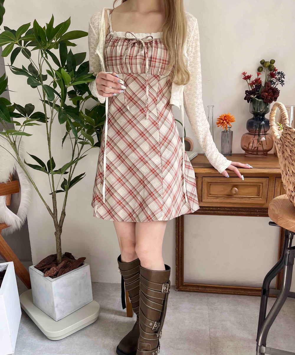 レッド モデル：160㎝ F着用