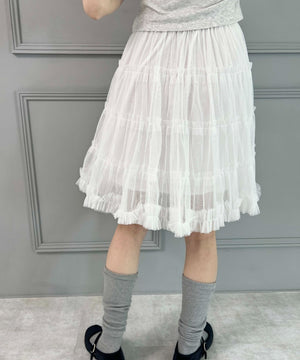 ホワイト モデル：160㎝ F着用