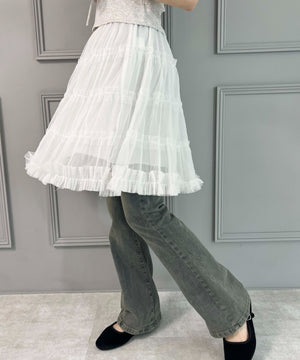 ホワイト モデル：160㎝ F着用