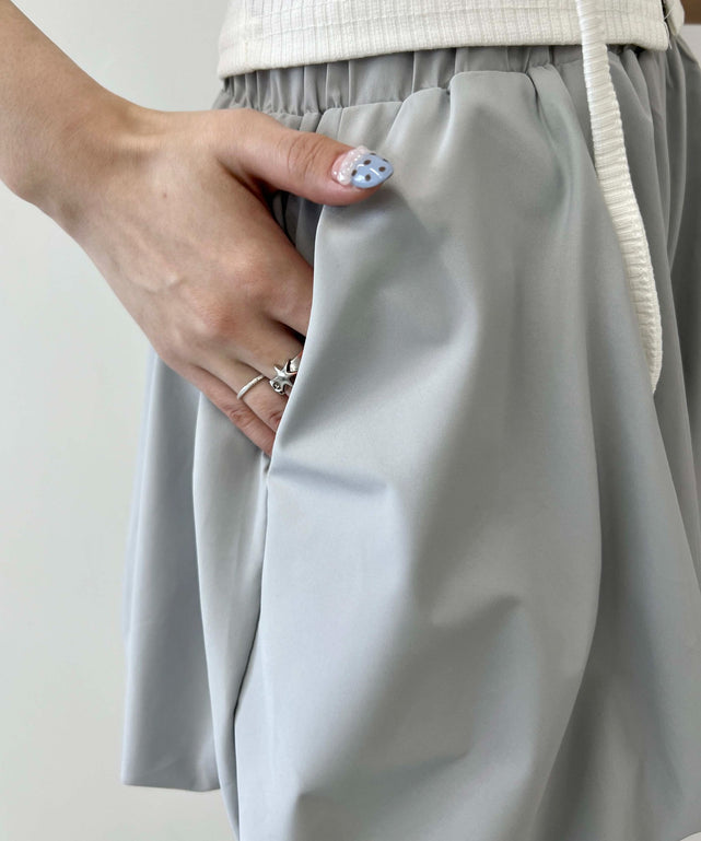 グレー モデル：160㎝ F着用