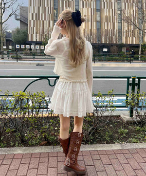 ホワイト モデル：160㎝ F着用