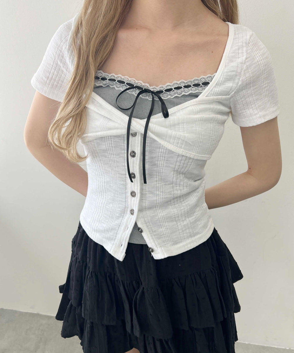 ホワイト モデル：160㎝ F着用