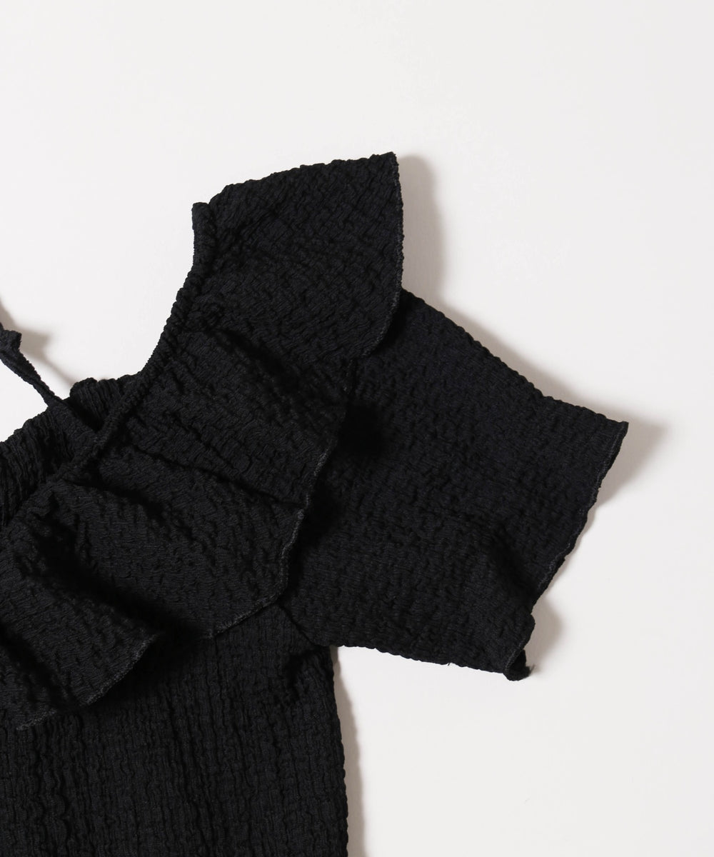 フリルイレヘムデザイントップス