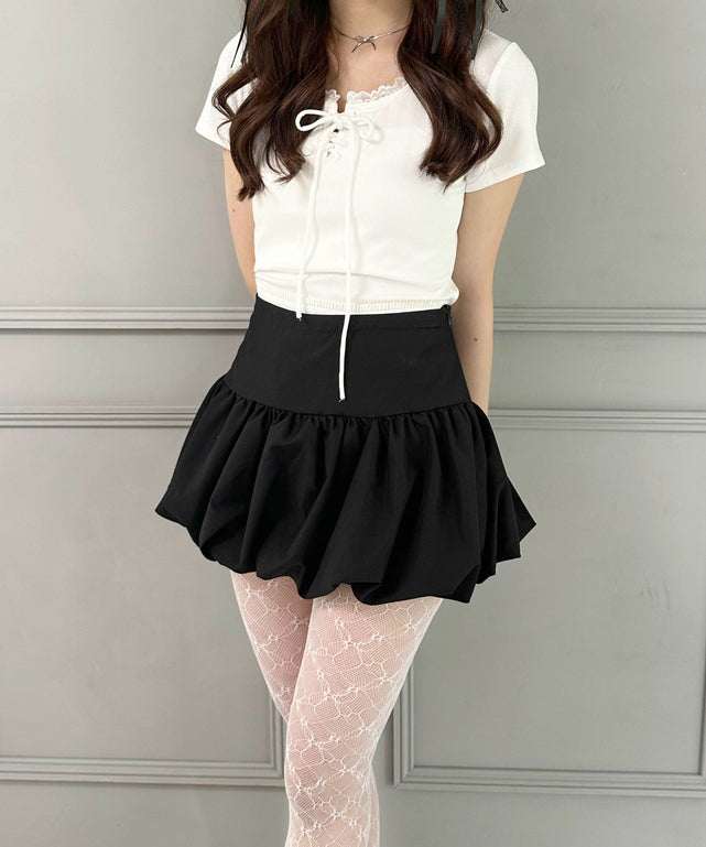 ホワイト モデル：160㎝ F着用