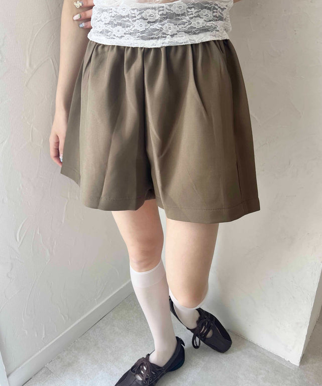 ベージュ モデル：160㎝ F着用