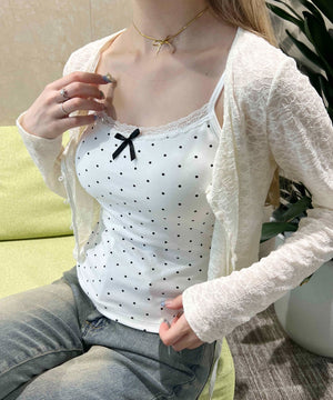 ホワイト モデル：160㎝ F着用