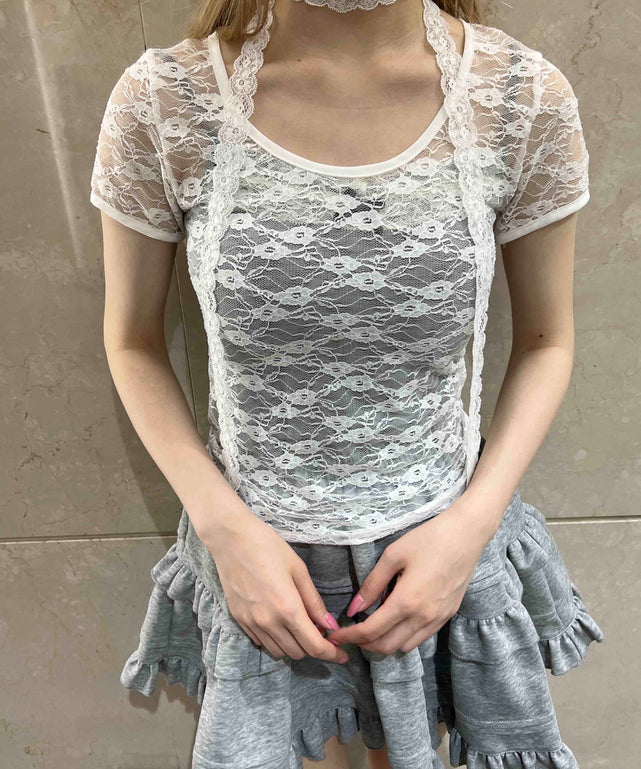 ホワイト モデル：160㎝ F着用