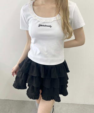 ホワイト モデル：160㎝ F着用