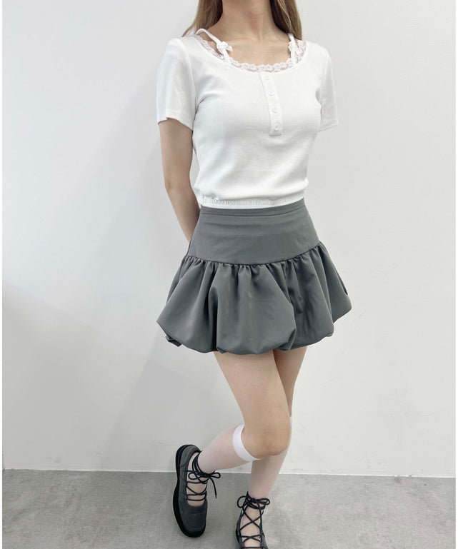 ホワイト モデル：160㎝ F着用