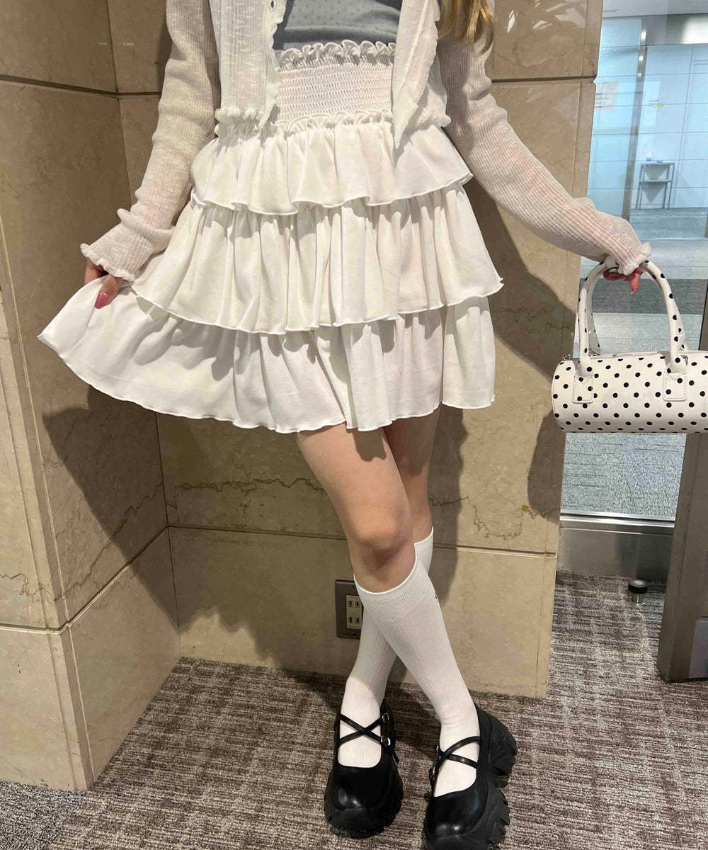 ホワイト モデル：160㎝ F着用