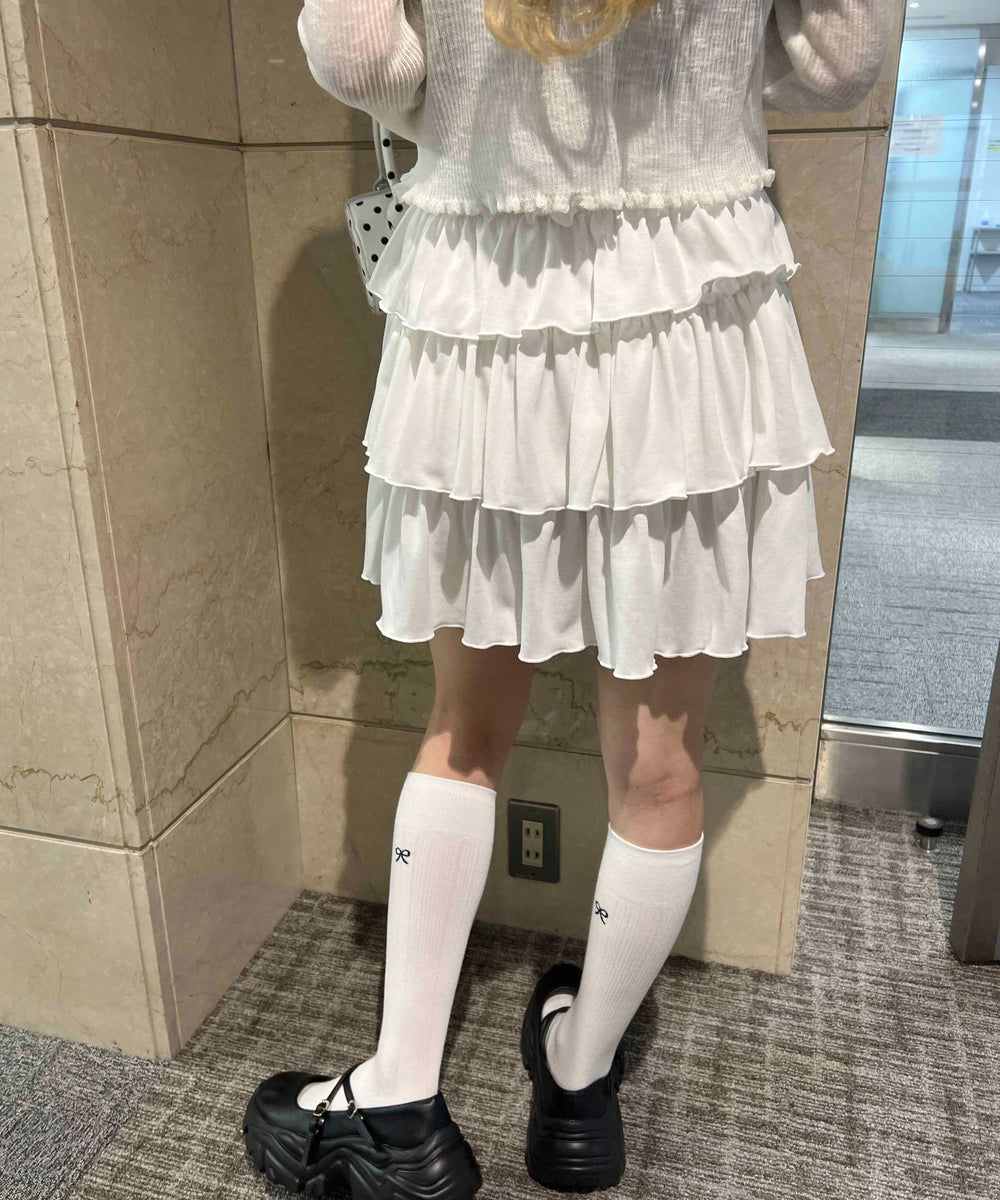 ホワイト モデル：160㎝ F着用