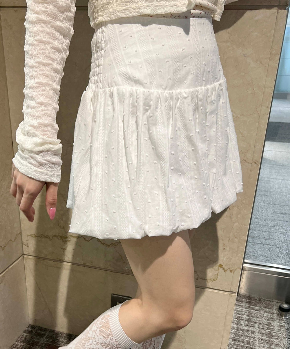 ホワイト モデル：160㎝ F着用