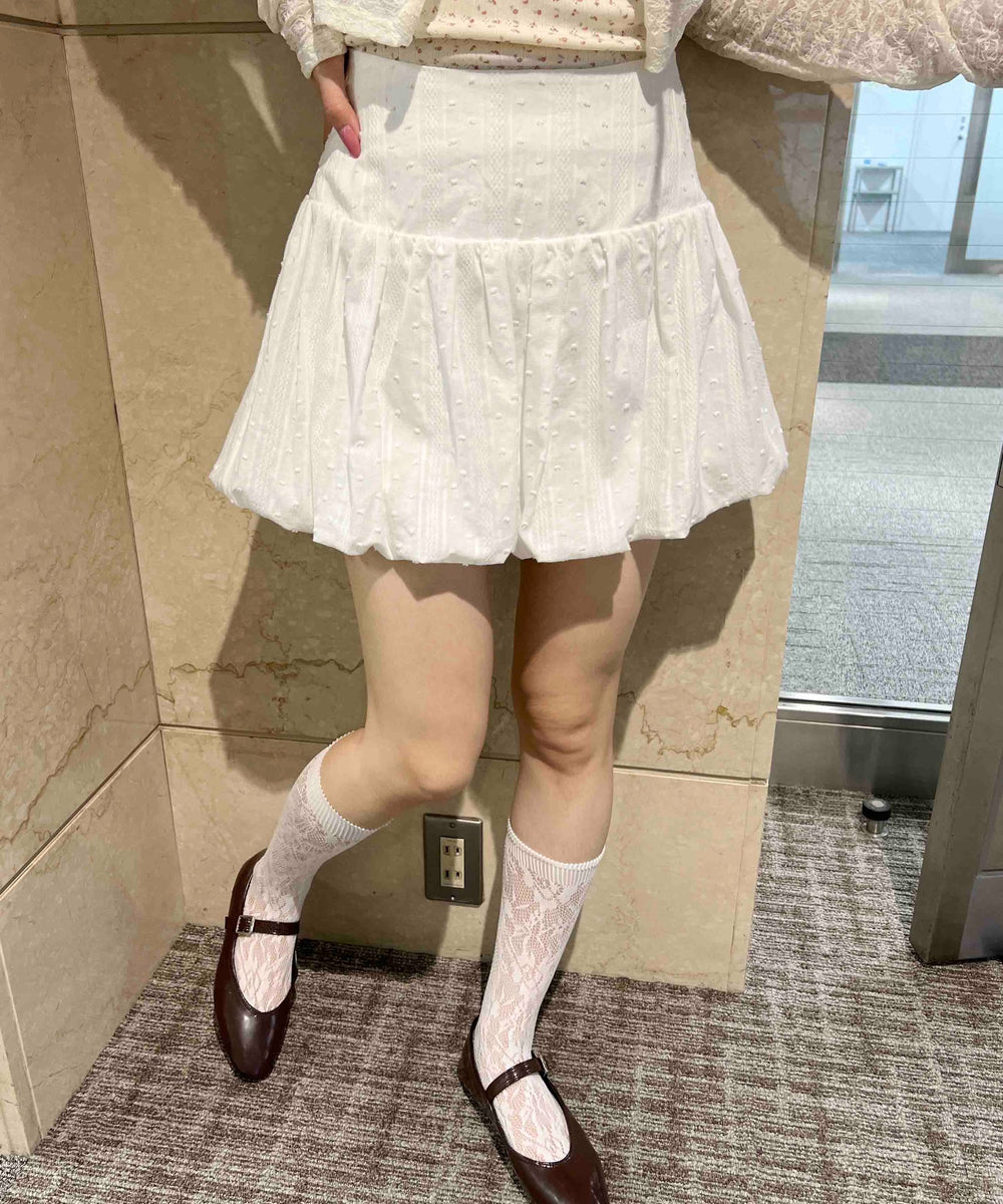 ホワイト モデル：160㎝ F着用