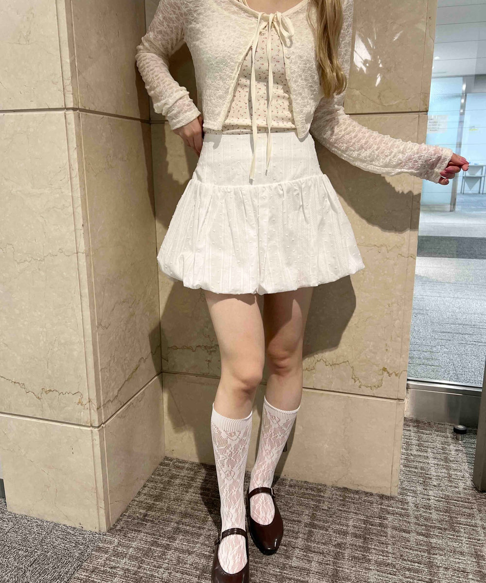 ホワイト モデル：160㎝ F着用