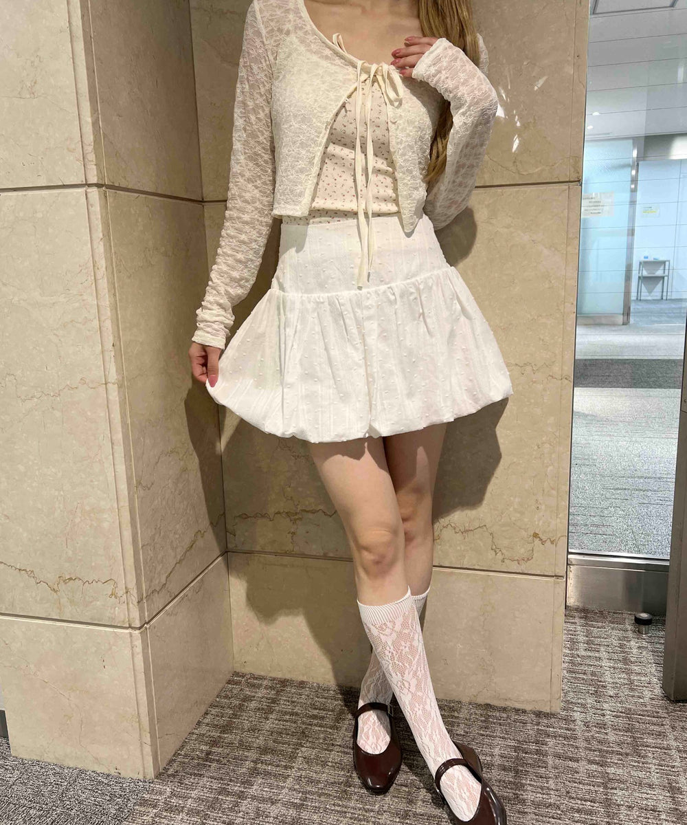 ホワイト モデル：160㎝ F着用