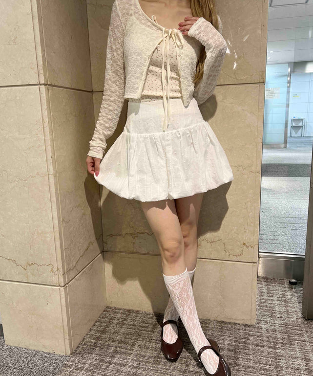 ホワイト モデル：160㎝ F着用