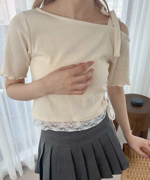 ホワイトアイボリー モデル：160㎝ F着用