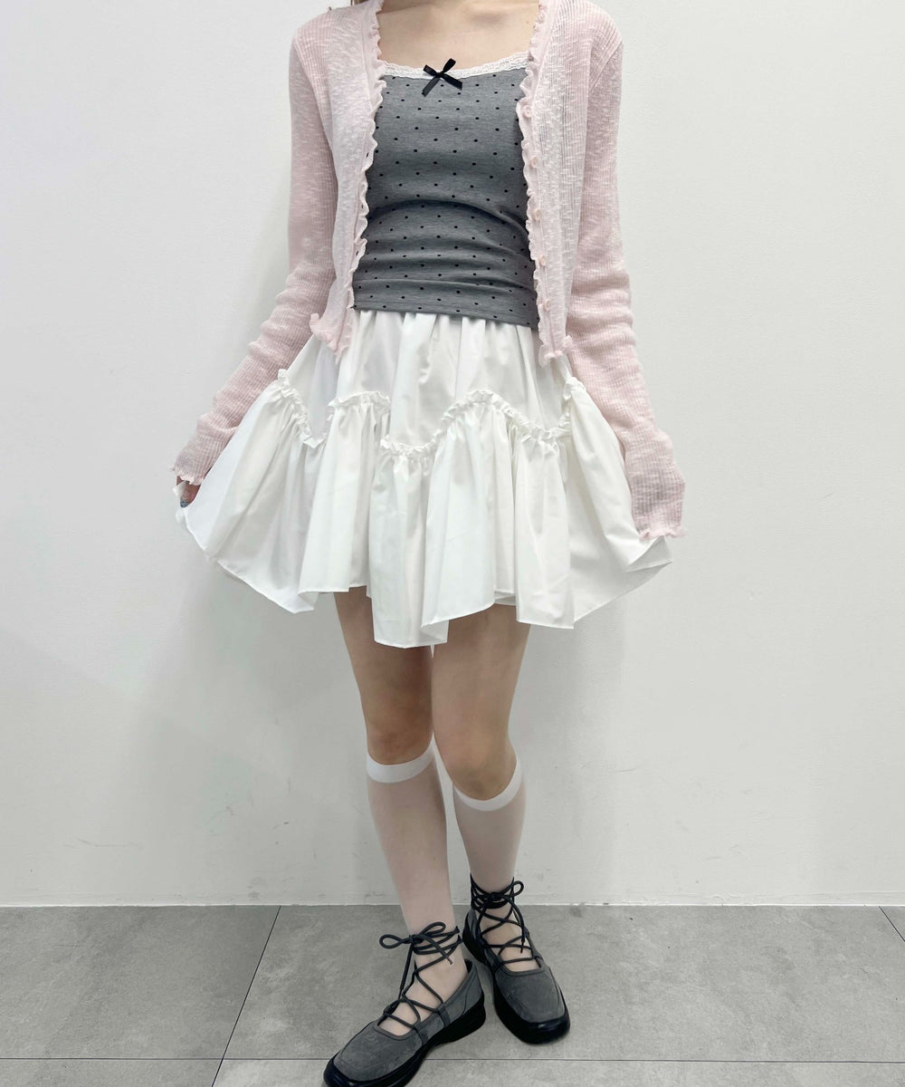 ホワイト モデル：160㎝ F着用