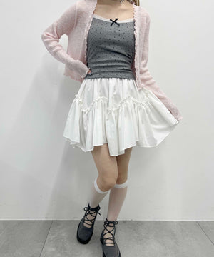 ホワイト モデル：160㎝ F着用