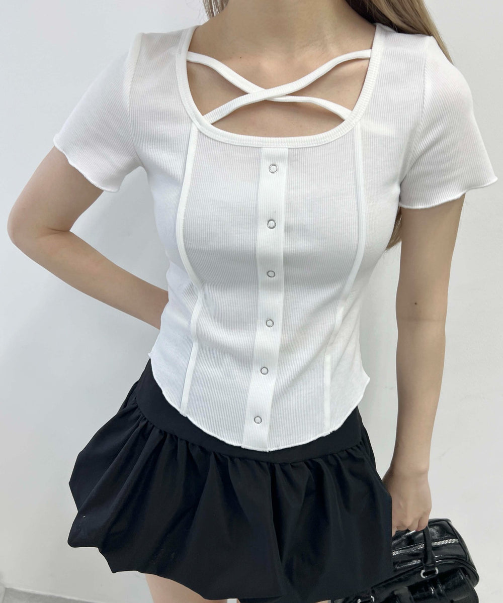 ホワイト モデル：160㎝ F着用