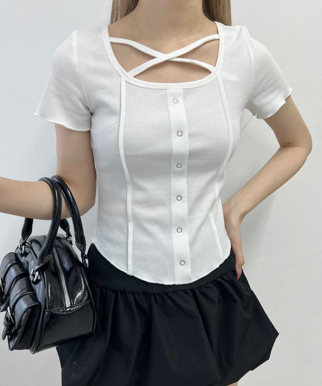 ホワイト モデル：160㎝ F着用