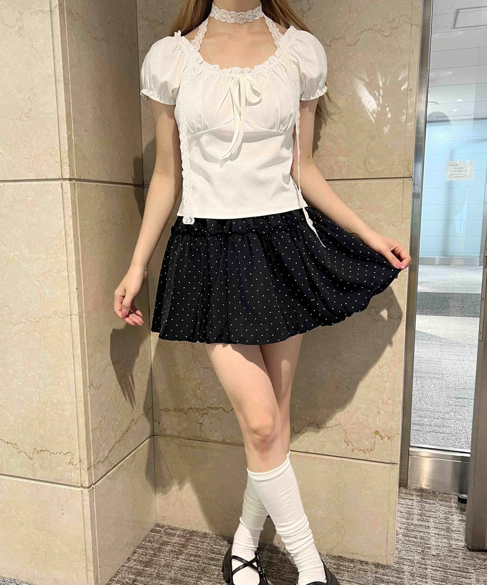 ホワイト モデル：160㎝ F着用