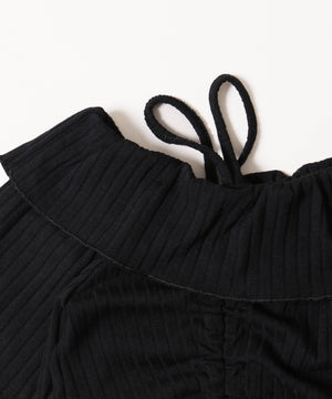 イレヘムオフショルトップス