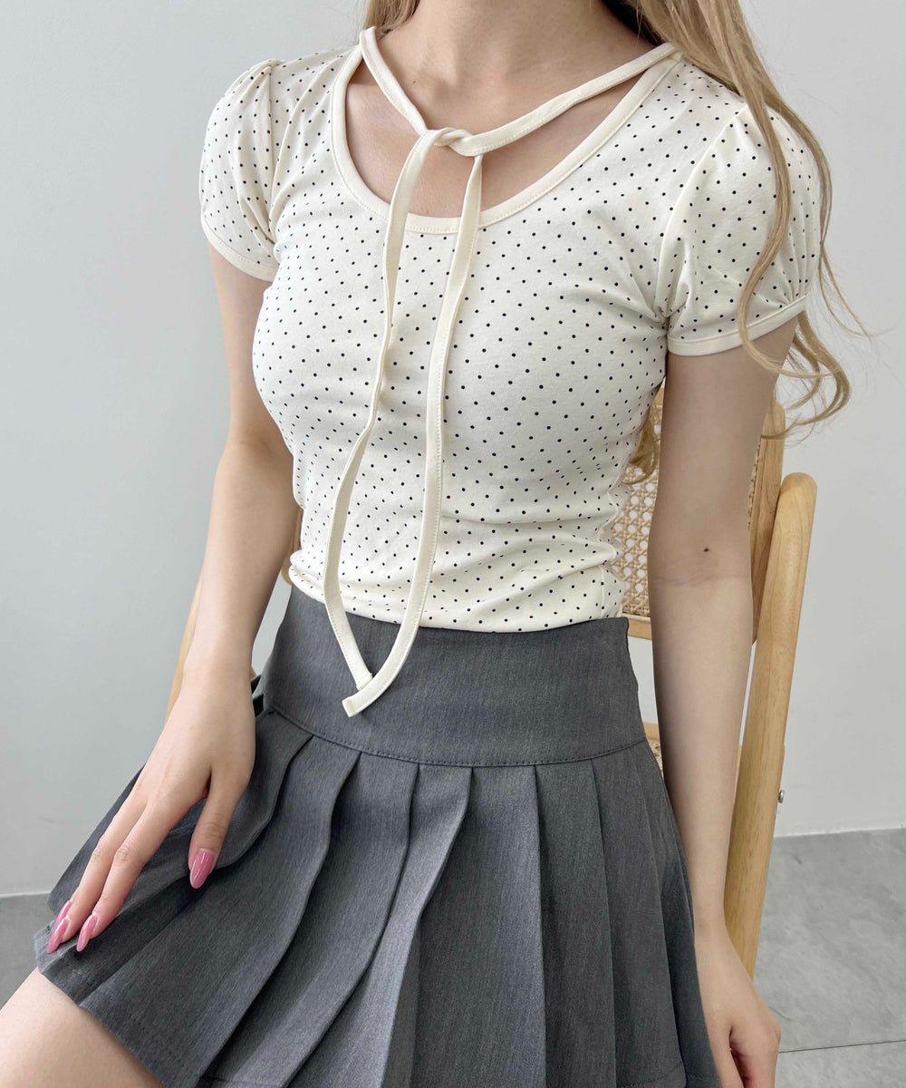 ホワイトアイボリー モデル：160㎝ F着用