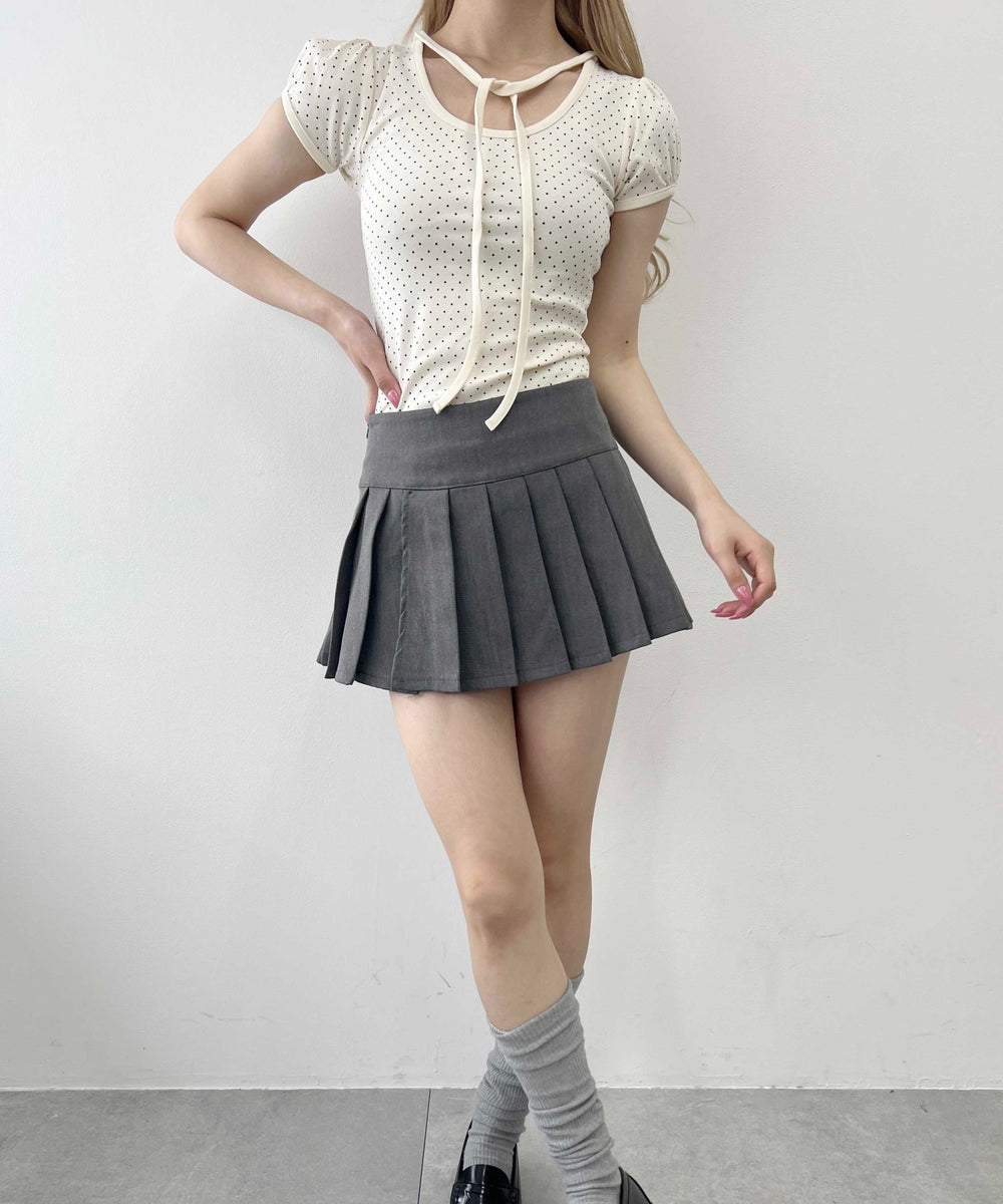 ホワイトアイボリー モデル：160㎝ F着用