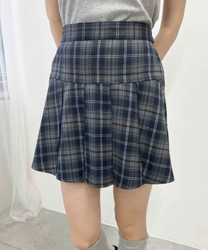 グレー モデル：160㎝ F着用