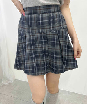 グレー モデル：160㎝ F着用