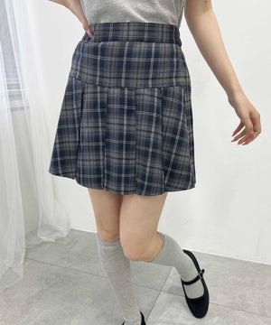 グレー モデル：160㎝ F着用