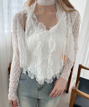 ホワイト モデル：160㎝ F着用