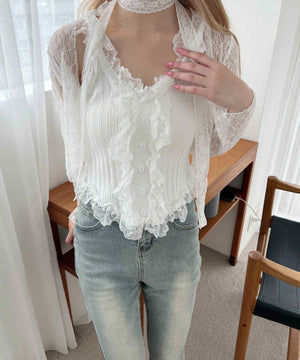 ホワイト モデル：160㎝ F着用