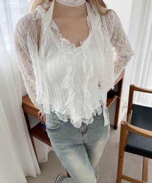 ホワイト モデル：160㎝ F着用