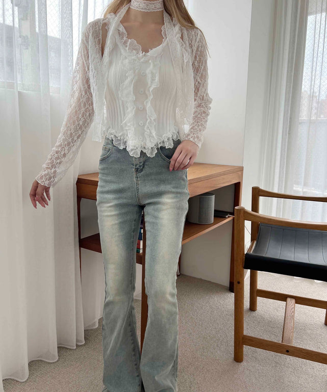 ホワイト モデル：160㎝ F着用