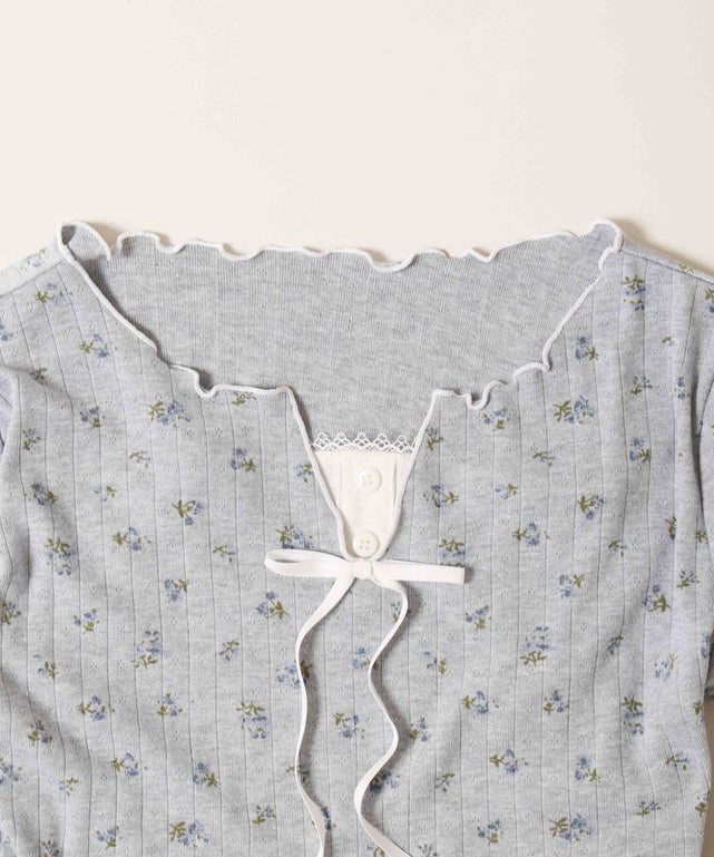 フラワーレイヤードメロウトップス