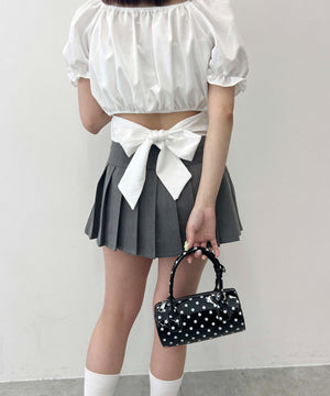 ホワイト モデル：160㎝ F着用