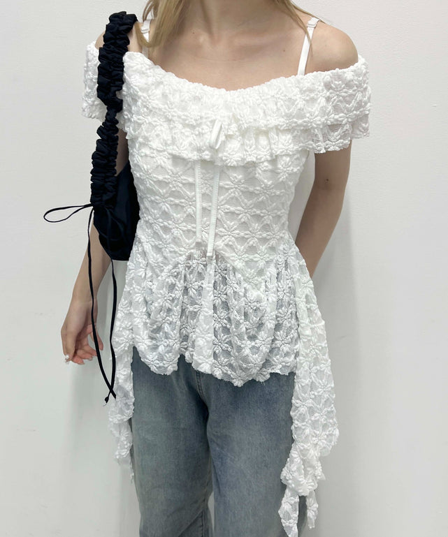 ホワイト モデル：157㎝ F着用