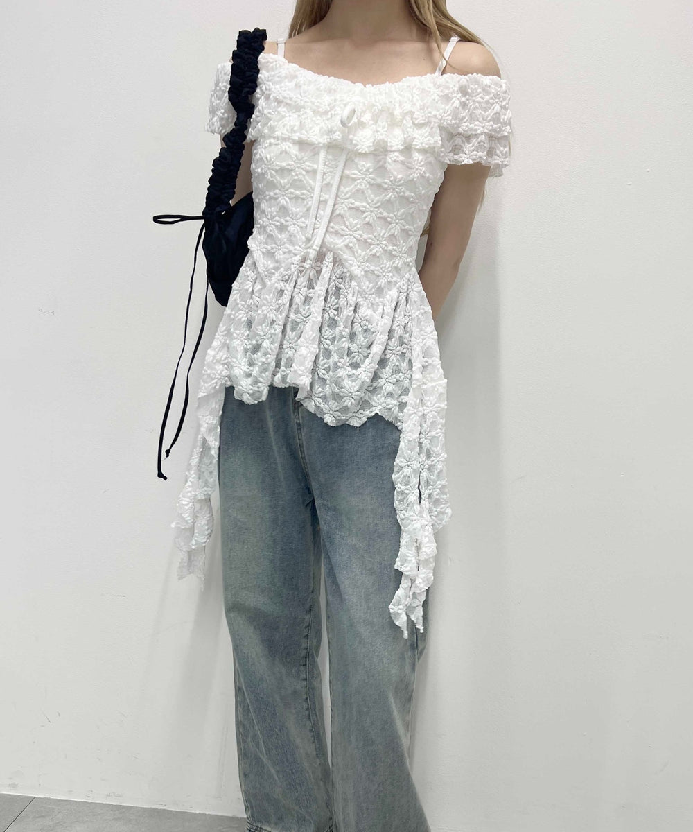 ホワイト モデル：157㎝ F着用