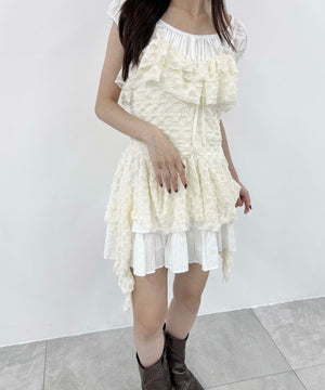 ホワイトアイボリー モデル：157㎝ F着用