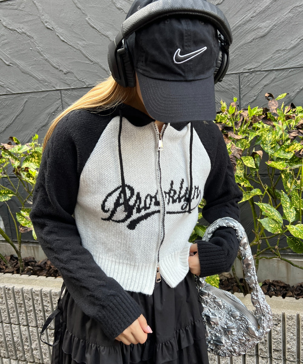 カレッジロゴショートニットパーカー