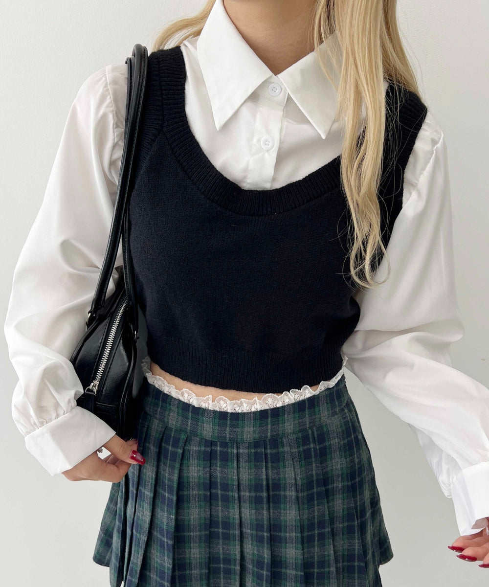 ホワイト モデル：160㎝ F着用