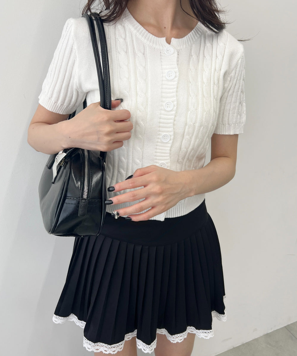 ホワイト モデル：158㎝ F着用