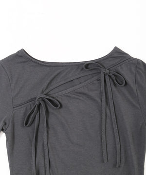 カットアウトWリボンTシャツ