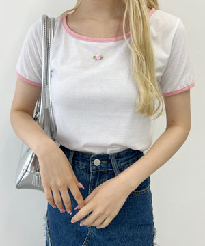 ホワイト モデル：160㎝ F着用