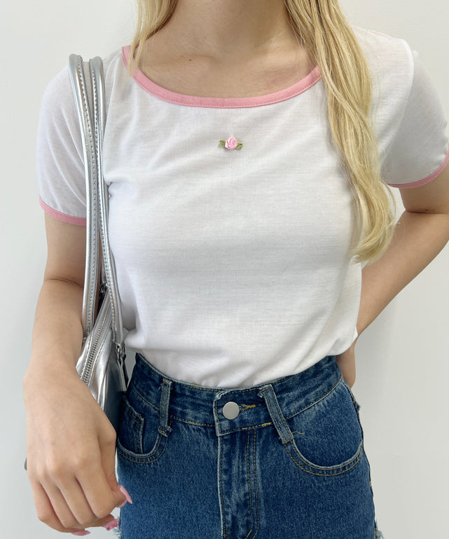 ホワイト モデル：160㎝ F着用