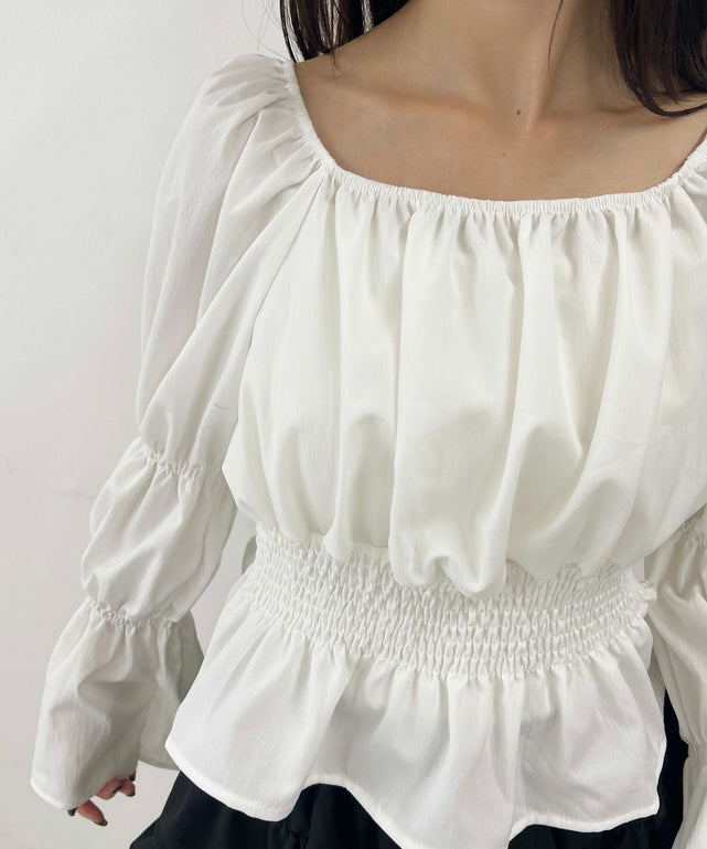 ホワイト モデル：157㎝ F着用